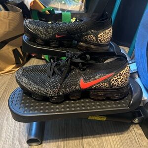 Nike Kids Black and Red Leopard Sneakers